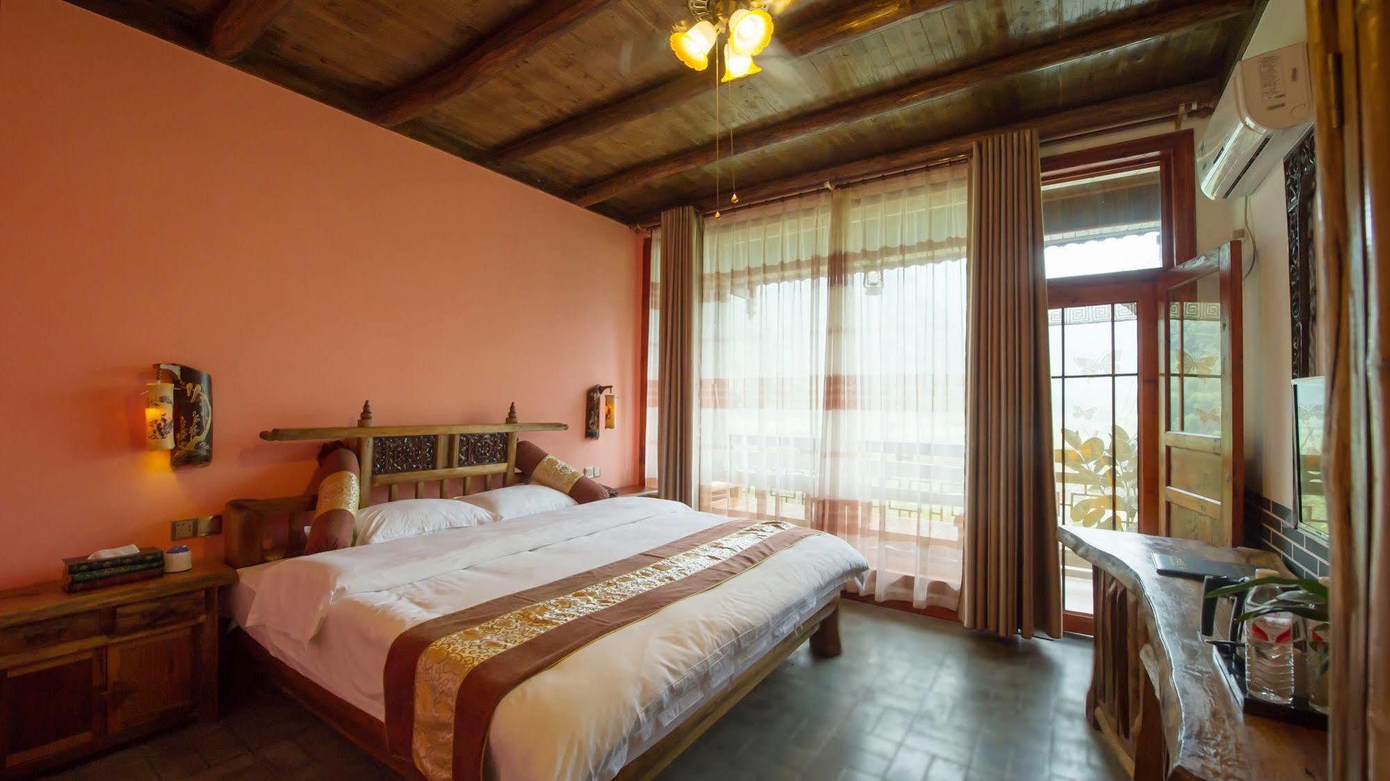 Hotel Yangshuo Scenic Mountain Retreat Exterior foto
